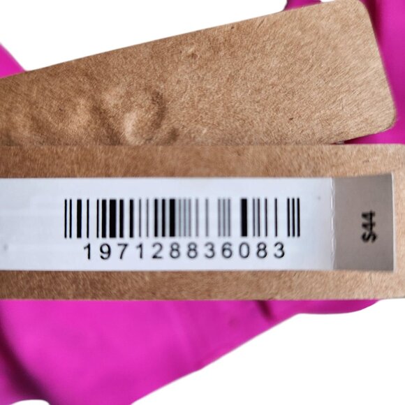 Skims Bra Pink XL Women's Naked Plunge Bra Fuchsia NEW Wireless Back Close - Picture 10 of 11